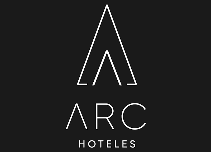 logo de ARC hoteles